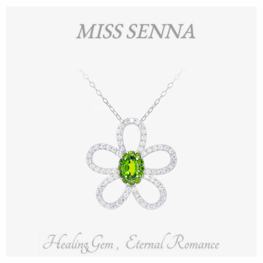 S925 Silver Natural Diopside Flower Collar 40