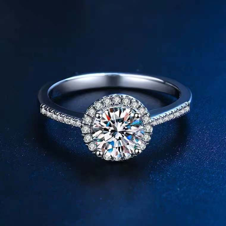 MOISSANITE Diamond Ring Hembra One Catat S925 Corona plateada Anillo de corona Pareja Joyería de moda CB2120223