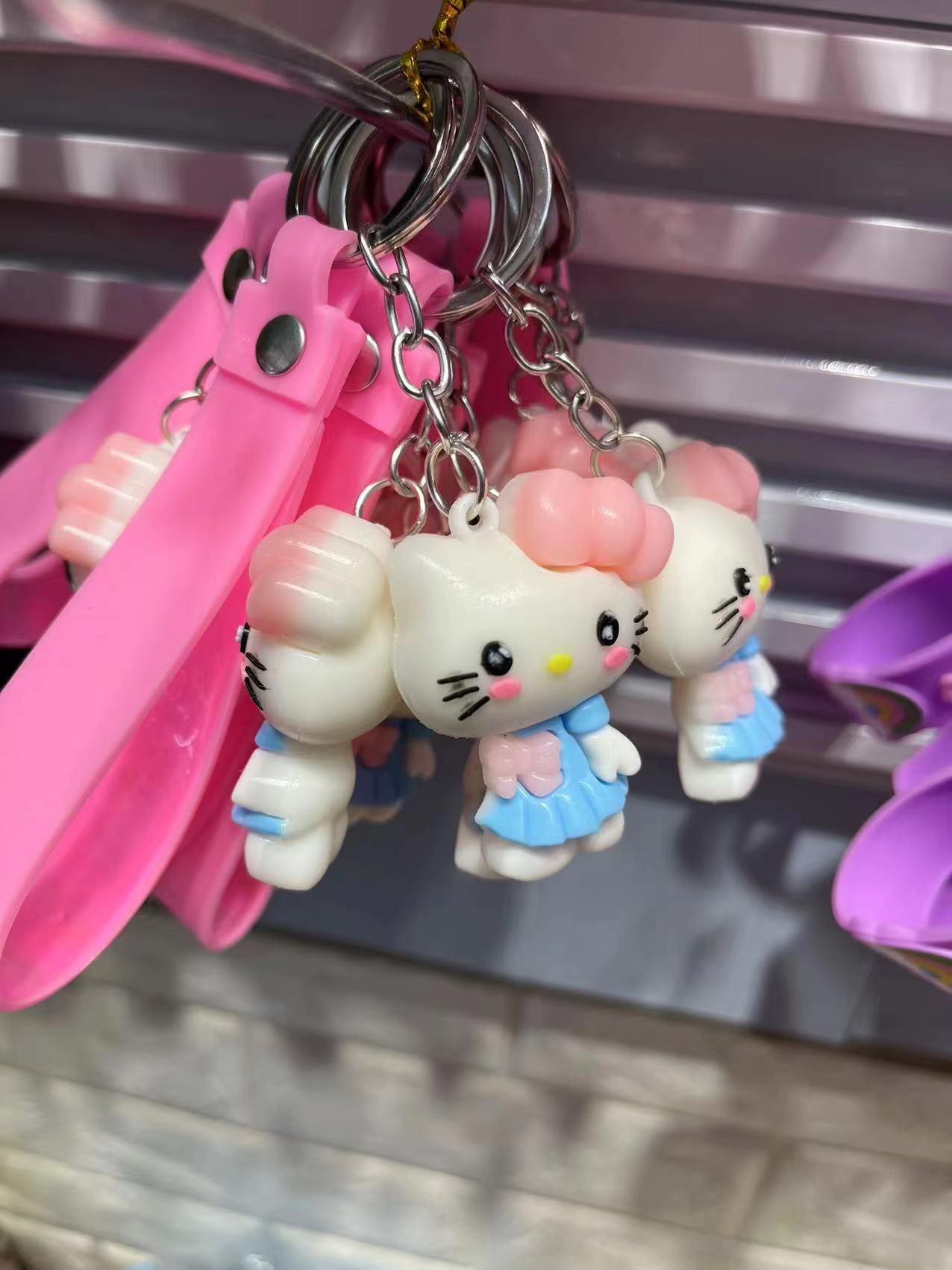 Wholesale keychain, sold by 10 pics