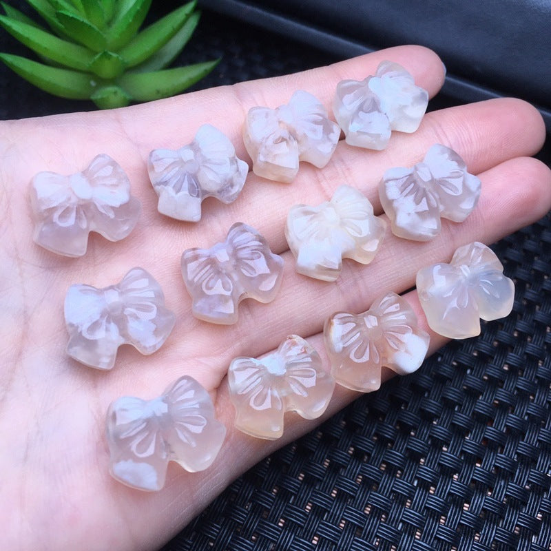 Flower agate bow carving 17mm