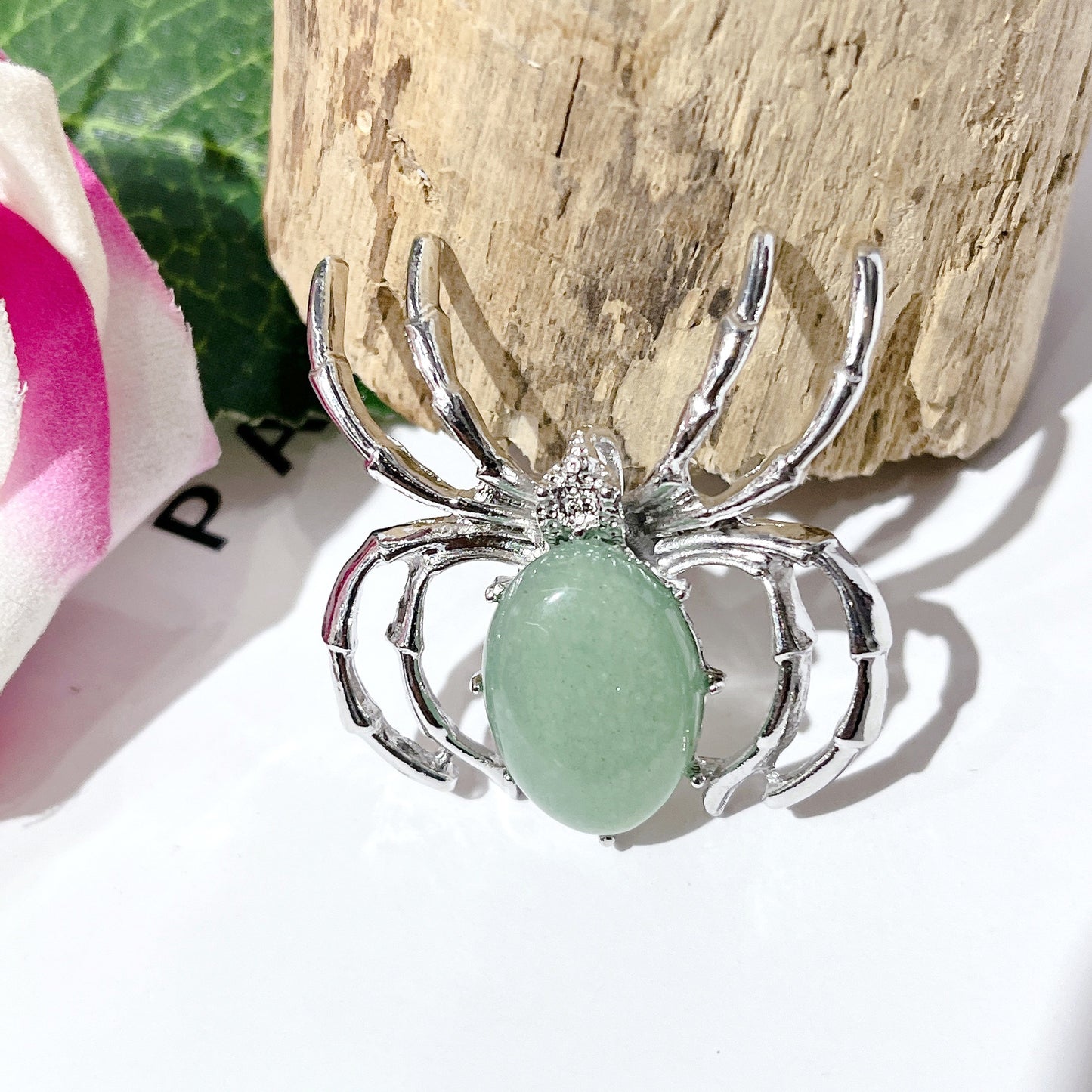 Crystal pendants, Spider pendants