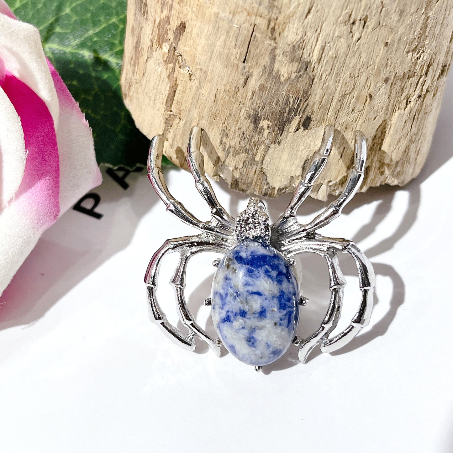 Crystal pendants, Spider pendants