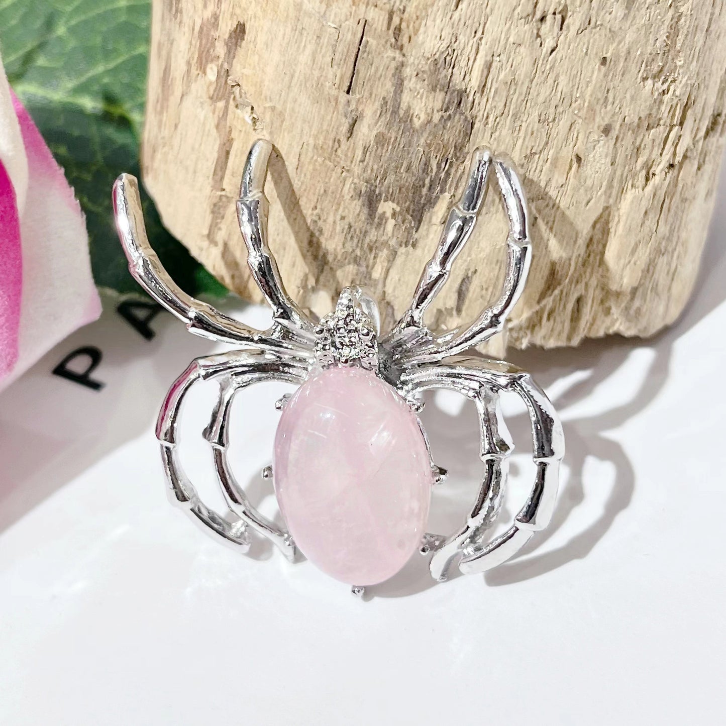 Crystal pendants, Spider pendants