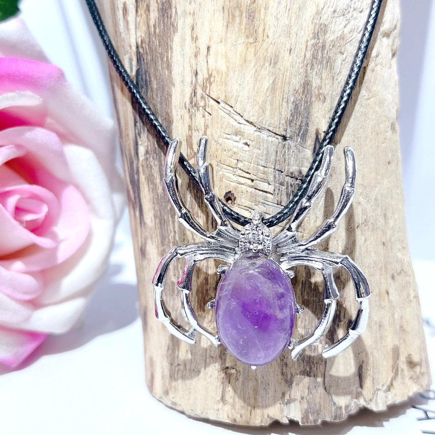 Crystal pendants, Spider pendants